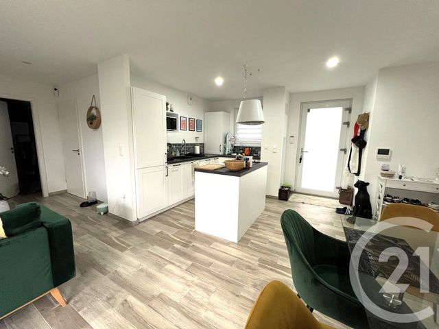 Afficher la photo en grand Appartement F3 à louer - 3 pièces - 62,21 m2 - Lingolsheim - 67 - ALSACE