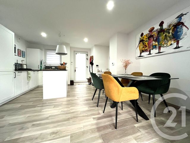 Afficher la photo en grand Appartement F3 à louer - 3 pièces - 62,21 m2 - Lingolsheim - 67 - ALSACE