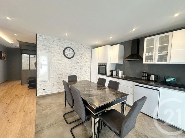 Afficher la photo en grand Maison à vendre - 10 pièces - 308,76 m2 - Wolfisheim - 67 - ALSACE