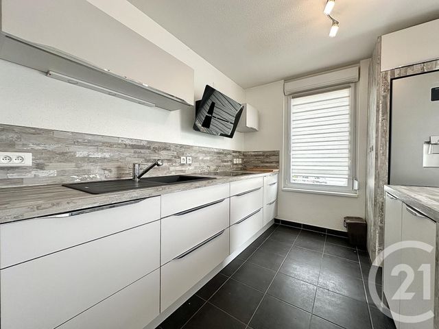 Appartement F3 à vendre - 3 pièces - 62 m2 - Entzheim - 67 - ALSACE