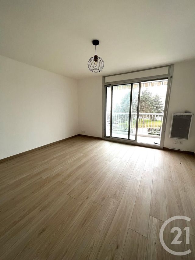 Appartement Studio à louer - 1 pièce - 25,32 m2 - Lingolsheim - 67 - ALSACE