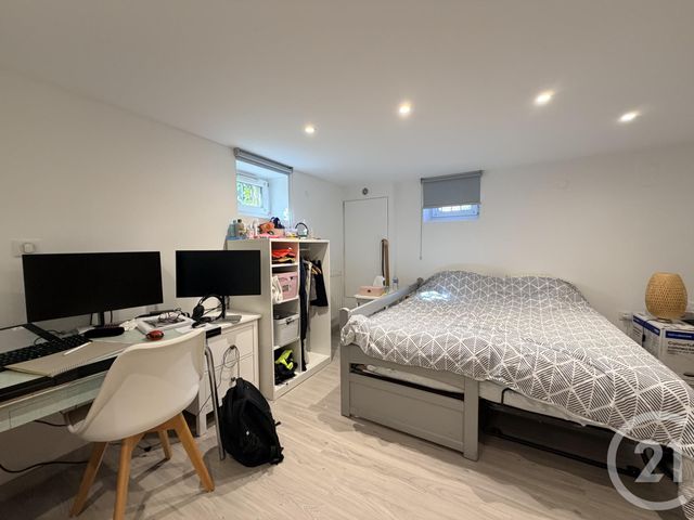 Afficher la photo en grand Maison à vendre - 8 pièces - 200 m2 - Ostwald - 67 - ALSACE