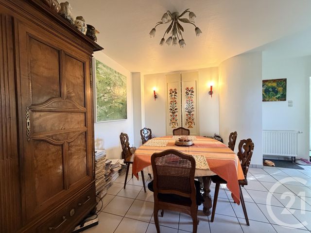 Afficher la photo en grand Maison à vendre - 8 pièces - 200 m2 - Ostwald - 67 - ALSACE