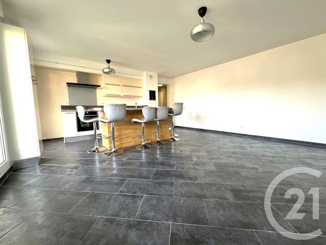 Appartement F3 à louer - 3 pièces - 67,45 m2 - Eckbolsheim - 67 - ALSACE