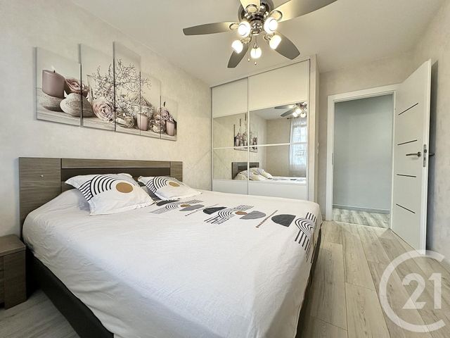 Appartement F5 à vendre - 5 pièces - 98 m2 - Lingolsheim - 67 - ALSACE