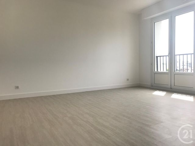 Appartement F4 à louer - 3 pièces - 86,42 m2 - Lingolsheim - 67 - ALSACE