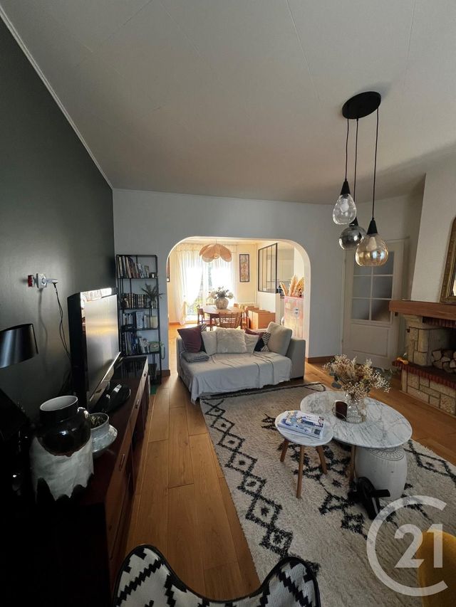 Maison à louer - 9 pièces - 198,82 m2 - Lingolsheim - 67 - ALSACE