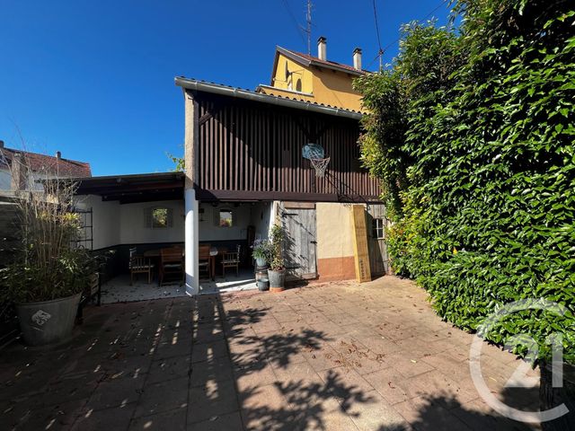 Maison à louer - 9 pièces - 198,82 m2 - Lingolsheim - 67 - ALSACE