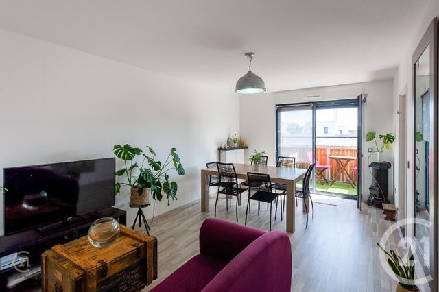 Appartement F3 à louer - 3 pièces - 63,63 m2 - Ostwald - 67 - ALSACE