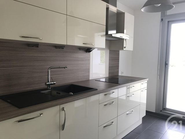 Appartement F3 &agrave; louer - 3 pi&egrave;ces - 69,90 m2 - Lingolsheim - 67 - ALSACE