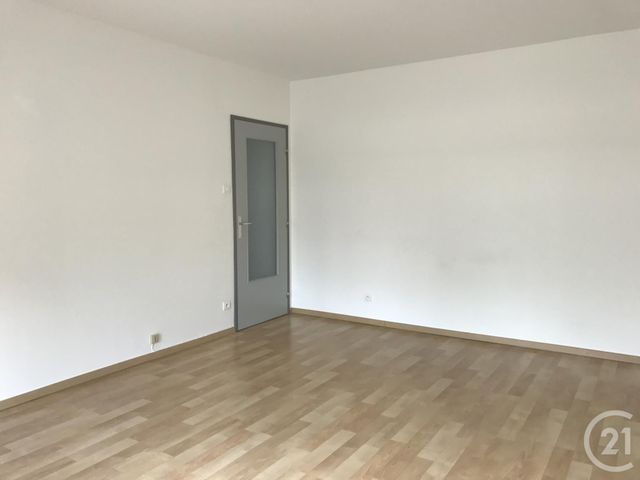 Appartement F3 &agrave; louer - 3 pi&egrave;ces - 69,90 m2 - Lingolsheim - 67 - ALSACE