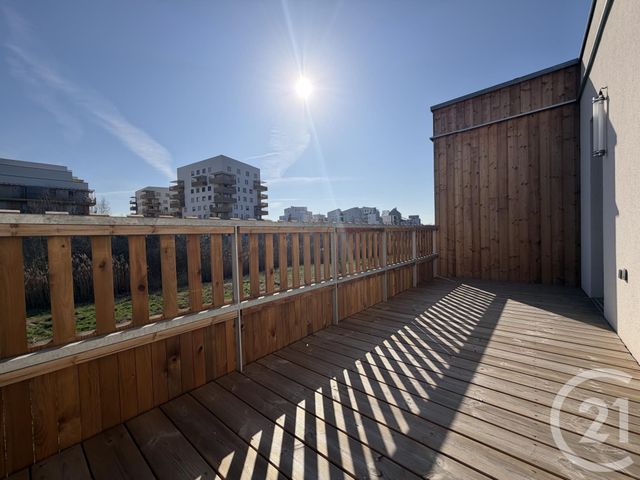 Maison &agrave; louer - 4 pi&egrave;ces - 80,01 m2 - Ostwald - 67 - ALSACE