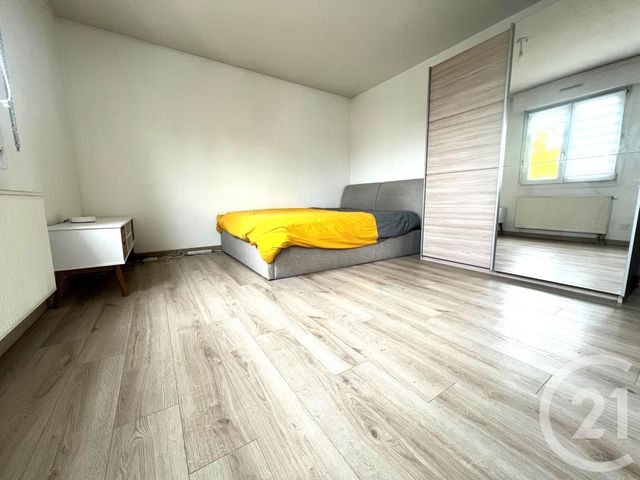 Appartement Chambre &agrave; louer - 1 pi&egrave;ce - 18 m2 - Ostwald - 67 - ALSACE