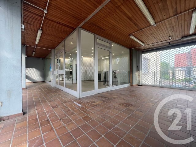 Appartement Local &agrave; louer - 4 pi&egrave;ces - 97,70 m2 - Lingolsheim - 67 - ALSACE