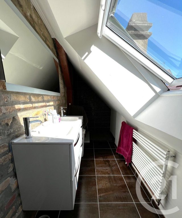 Maison &agrave; louer - 6 pi&egrave;ces - 100,02 m2 - Lingolsheim - 67 - ALSACE