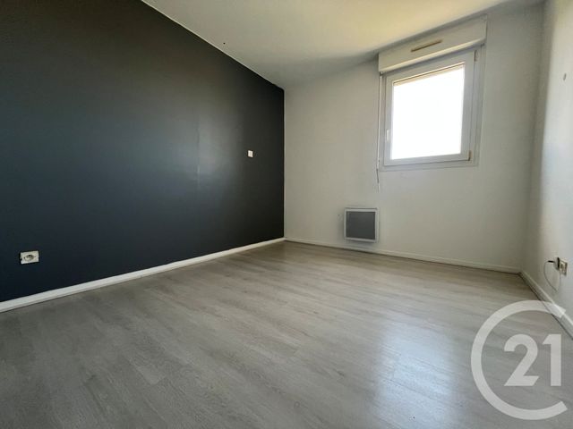 Appartement F3 &agrave; louer - 3 pi&egrave;ces - 69,33 m2 - Ostwald - 67 - ALSACE
