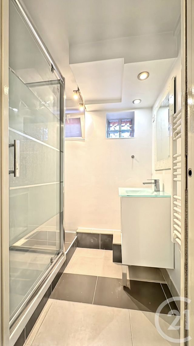 Appartement Local &agrave; vendre - 2 pi&egrave;ces - 44 m2 - Strasbourg - 67 - ALSACE