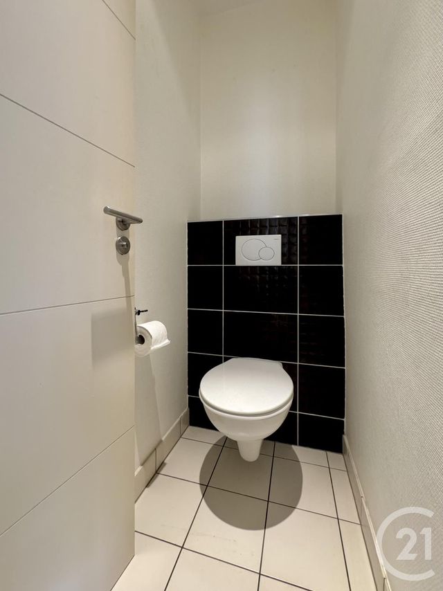 Afficher la photo en grand Appartement à vendre - 3 pièces - 68,50 m2 - Strasbourg - 67 - ALSACE