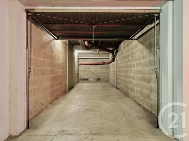Parking &agrave; vendre - 23 m2 - Strasbourg - 67 - ALSACE