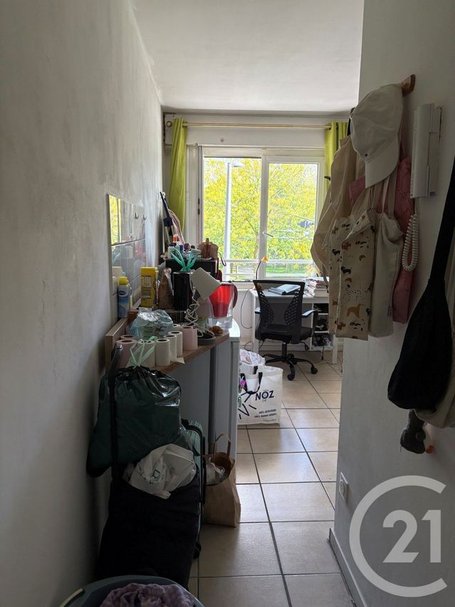 Appartement Chambre à vendre - 1 pièce - 14,90 m2 - Strasbourg - 67 - ALSACE