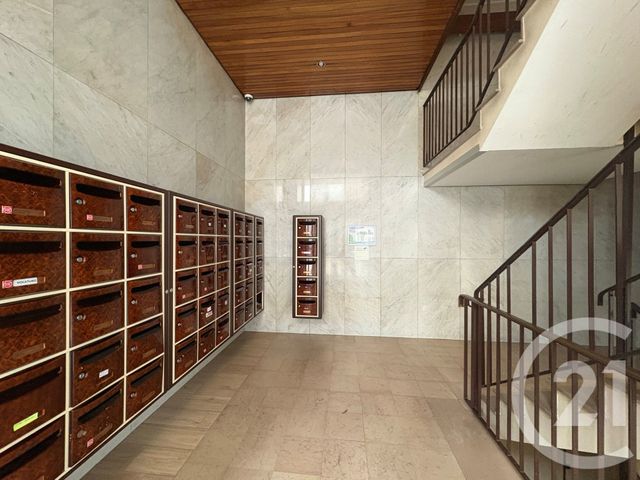 Appartement Chambre à vendre - 1 pièce - 14,90 m2 - Strasbourg - 67 - ALSACE