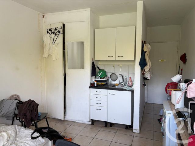 Appartement Chambre à vendre - 1 pièce - 14,90 m2 - Strasbourg - 67 - ALSACE