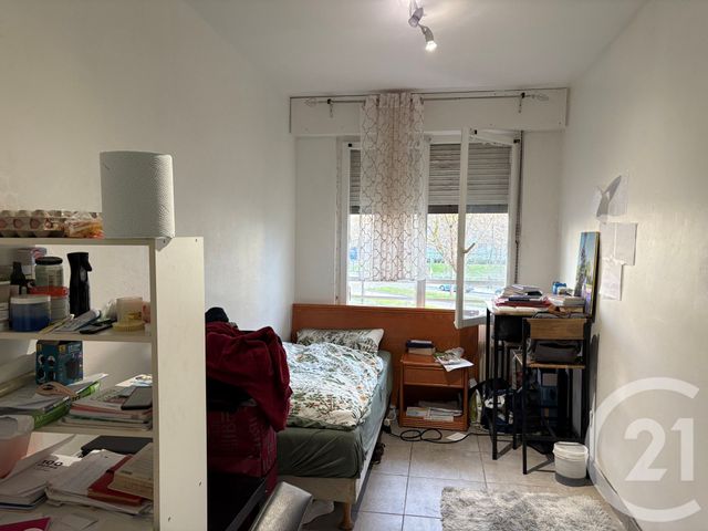 Appartement Chambre &agrave; vendre - 1 pi&egrave;ce - 12,07 m2 - Strasbourg - 67 - ALSACE
