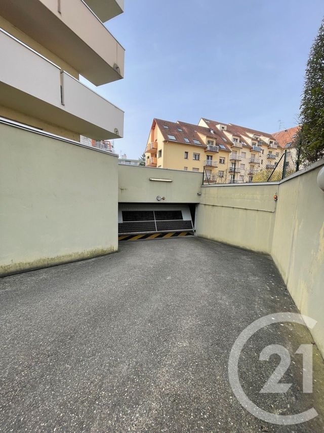 Parking &agrave; vendre - 10,25 m2 - Strasbourg - 67 - ALSACE